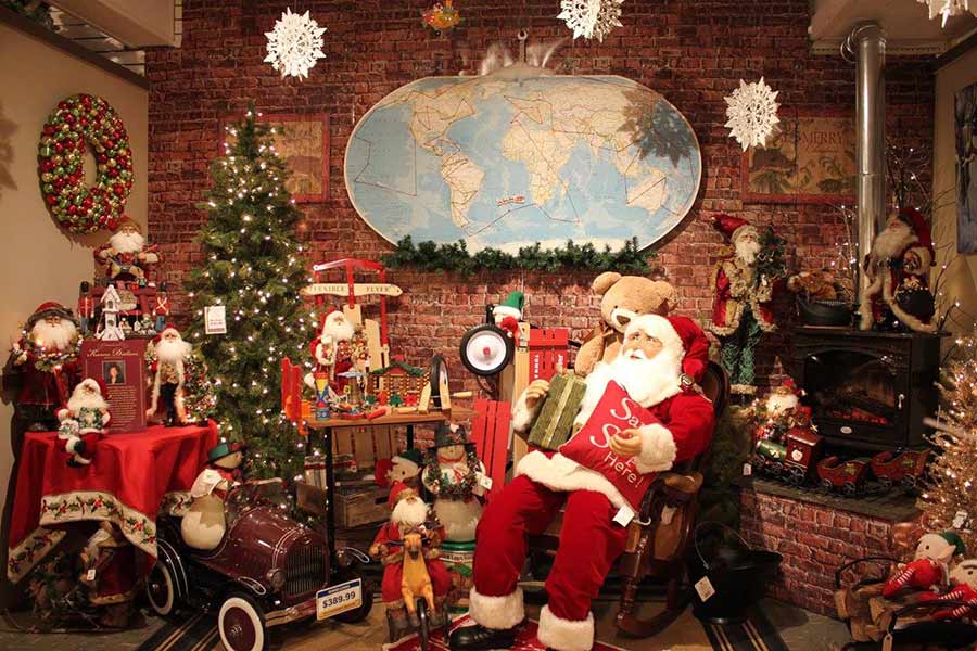 The Hardware & Toy Center, Paoli, Pa.