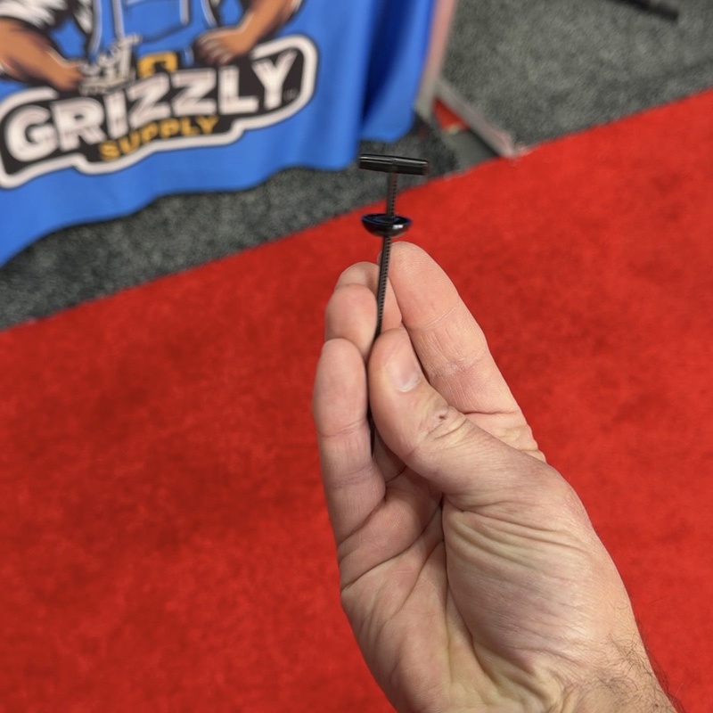 GrizzlySupplyRivetTie 2889415420 699c66120d44e 11 Spring Market Product Finds from BYOTools