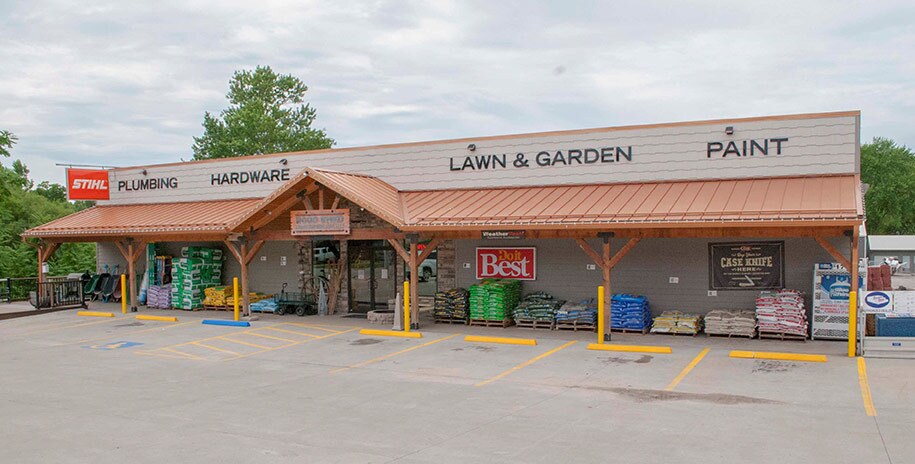 Wood Shed Lumber’s new 12,000-square-foot store replaced a tired 2,000-square-foot lumberyard that was on the verge of closing.